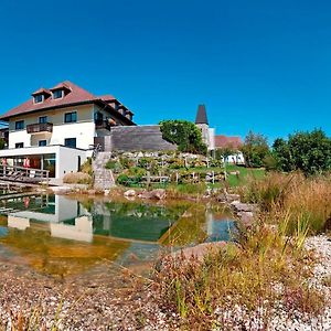 Hotel Weiss S